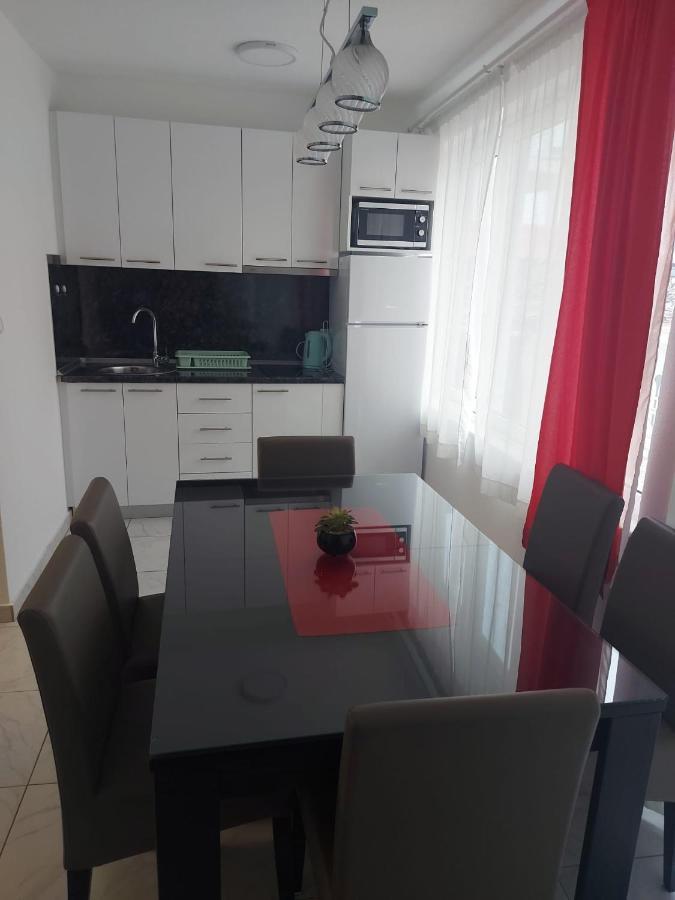 Appartamento Sea Star Gradac  Esterno foto